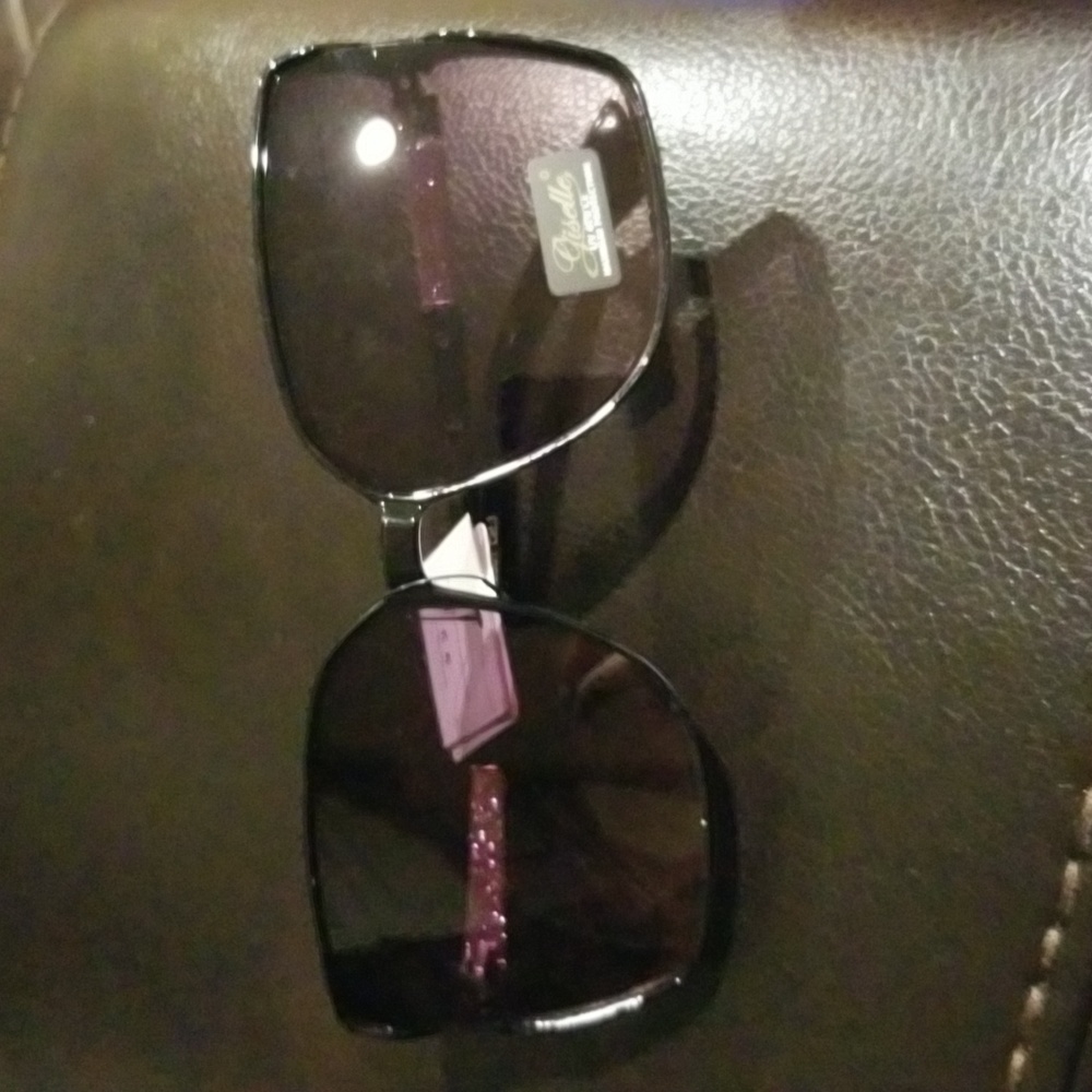 Sunglasses - Picture 8 of 8